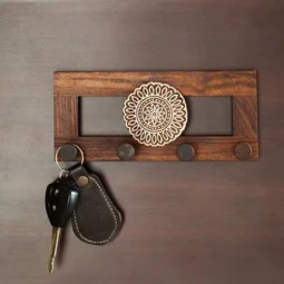 Flower Design Wooden Keychain Holder For Wall (4 Hooks, Sheesham Wood)